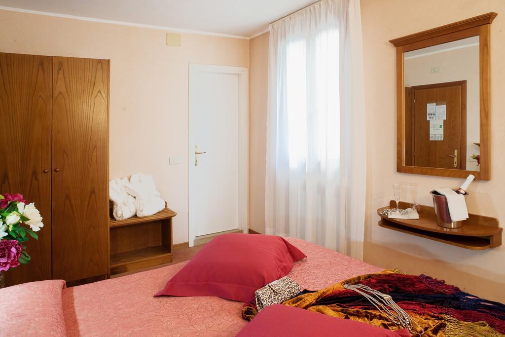 Hotel Hs Venise Extérieur photo